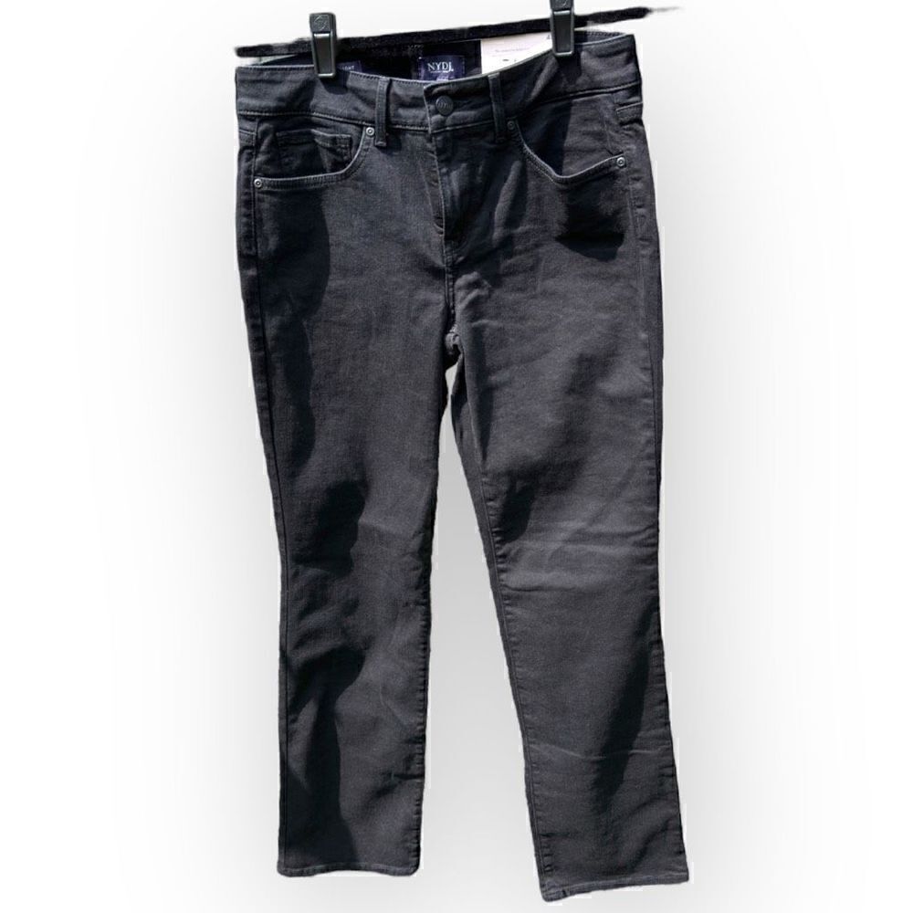 NWT NYDJ Women's Marilyn Straight Denim Jeans black size 4 1021943